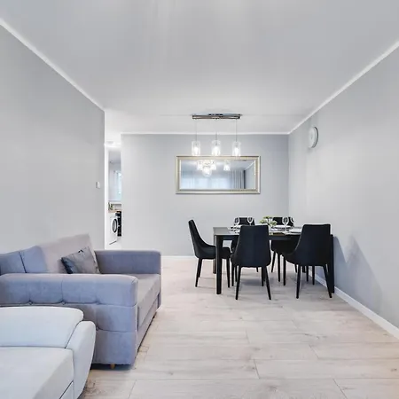 Jagiellonska 42d By Homeprime Lägenhet